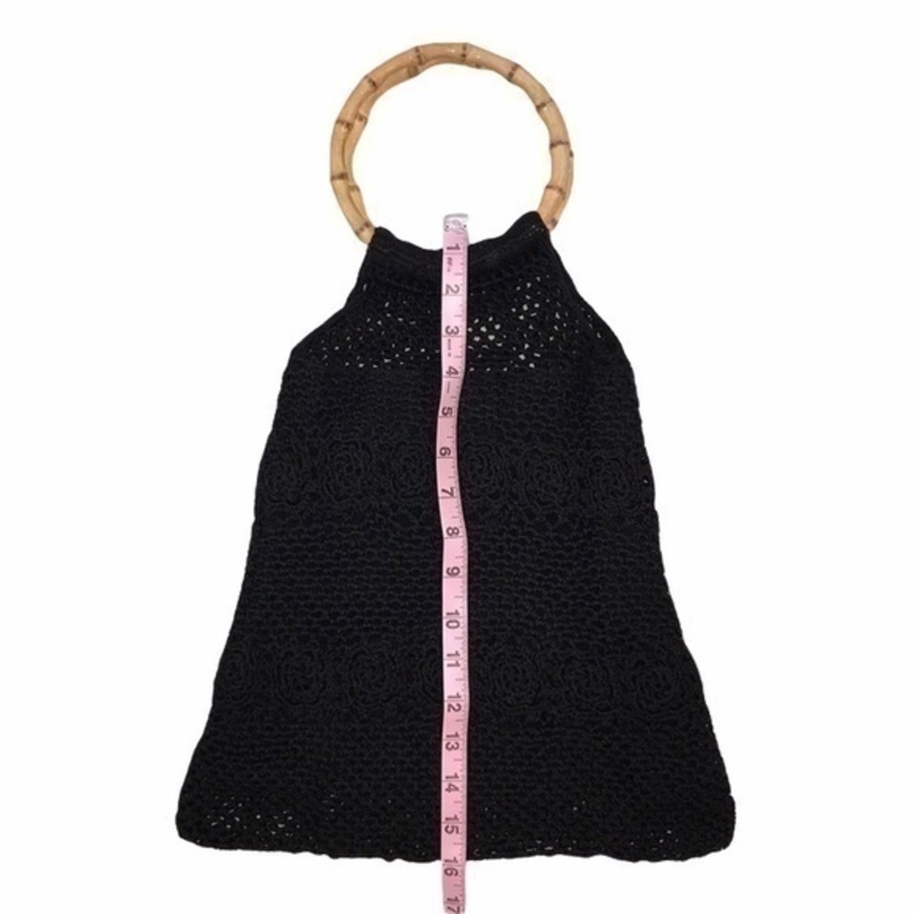 Black Crochet Bag With Bamboo Handles & Magnetic Closure - Picture 4 of 9